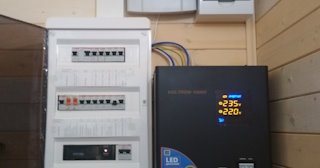 Установка и подключение стабилизаторов напряжения от 570 руб в Видном - ЭлектроВдн